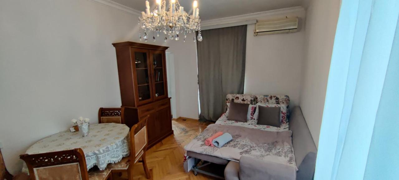 Budget One Room Apartment Baku Exteriör bild